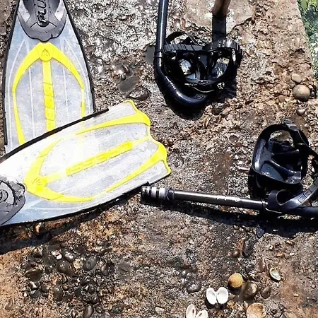 Pojko - One-bedroom With Terrace Yellow Apartment