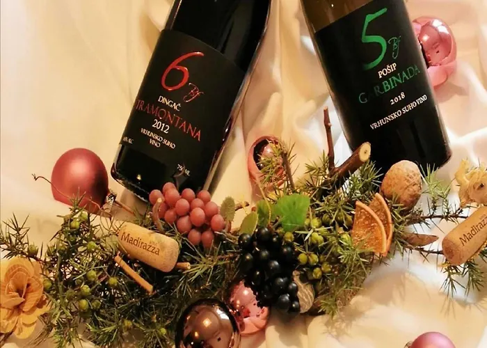 Pojko - One-bedroom With Terrace Yellow