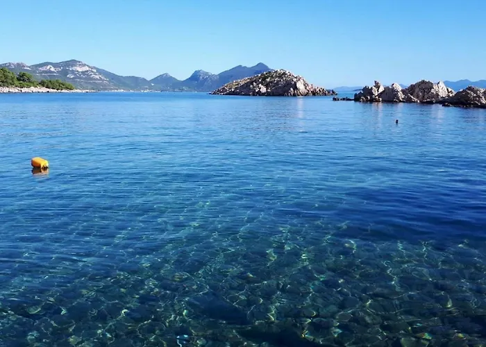 Apartmán Pojko - One-bedroom With Terrace Yellow
