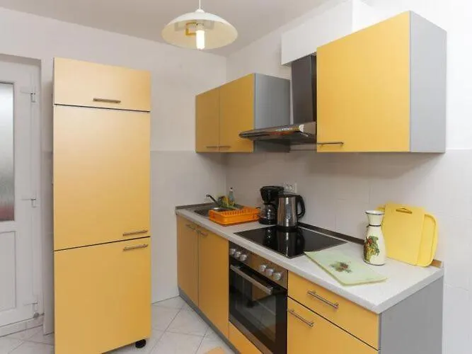 Pojko - One-bedroom With Terrace Yellow * Dubrovnik